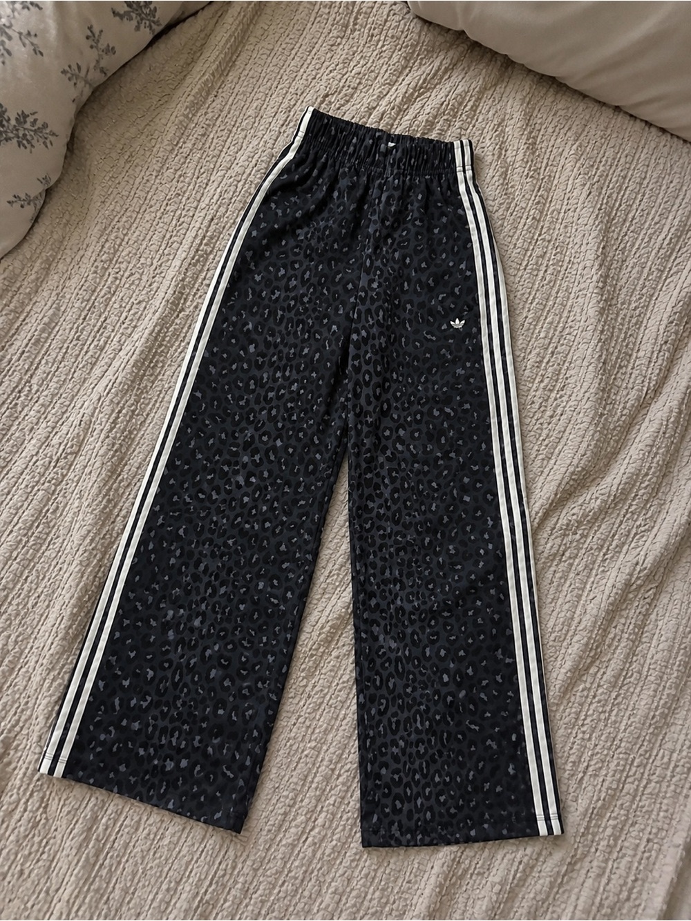 Adidas Original Black Leopard-Print Wide Leg Track Pants - Picture 1 of 8